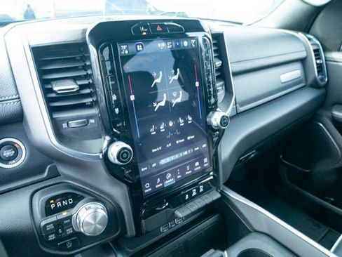 Used 2025 RAM 1500 Laramie AWD/4WD image 19