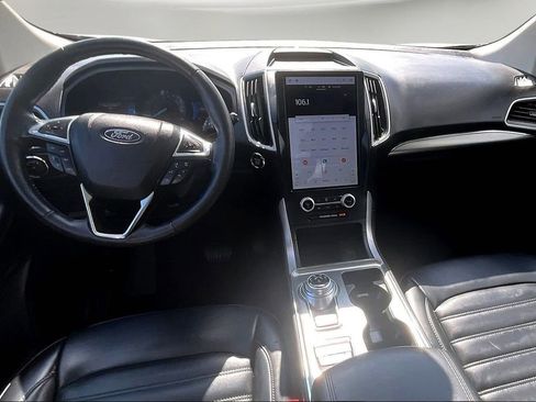 Used 2022 Ford Edge SEL w/ Convenience Package image 7
