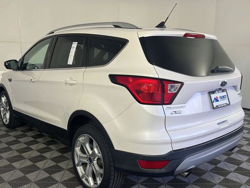 Used 2019 Ford Escape Titanium AWD/4WD image 10