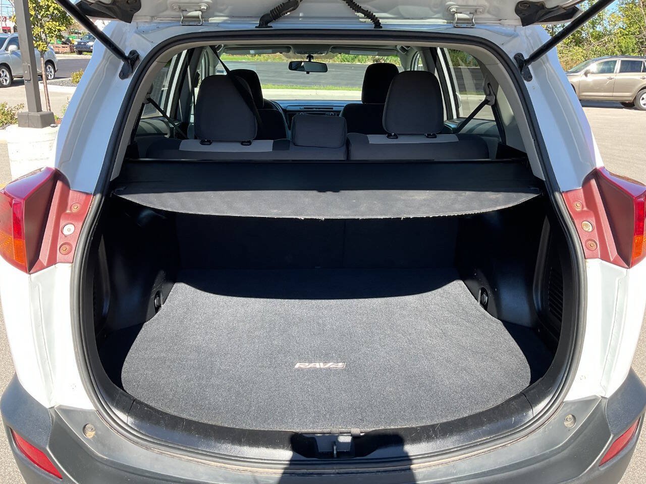 Used 2013 Toyota RAV4 XLE AWD/4WD image 33