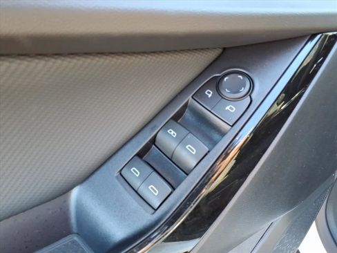 New 2026 Chevrolet Equinox LT w/ Safety and Technology Package image 19