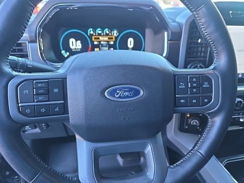 Used 2022 Ford F150 Lariat w/ Max Trailer Tow Package image 20