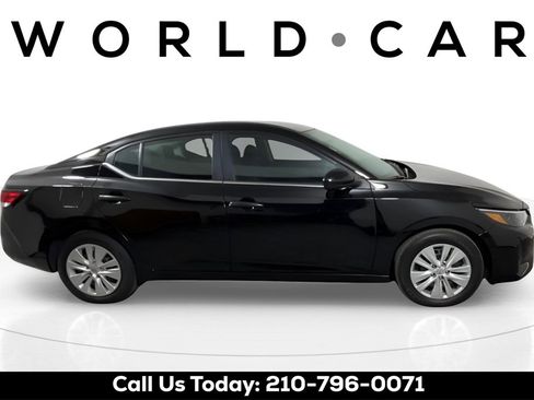 Used 2025 Nissan Sentra S image 16