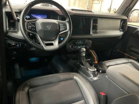 Used 2024 Ford Bronco Badlands AWD/4WD image 9