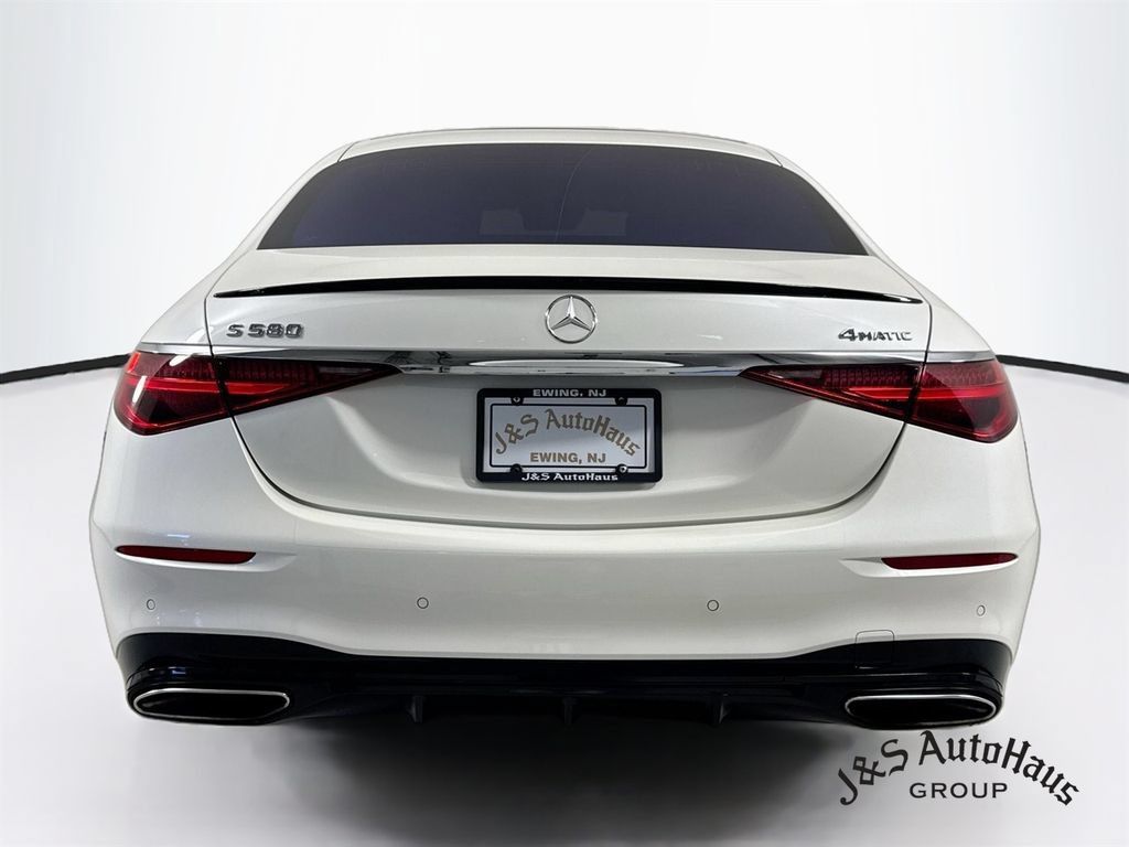 Used 2022 Mercedes-Benz S 580 4MATIC Sedan image 6
