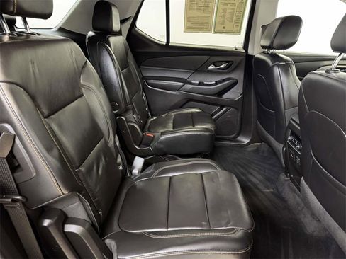 Used 2019 Chevrolet Traverse RS image 13