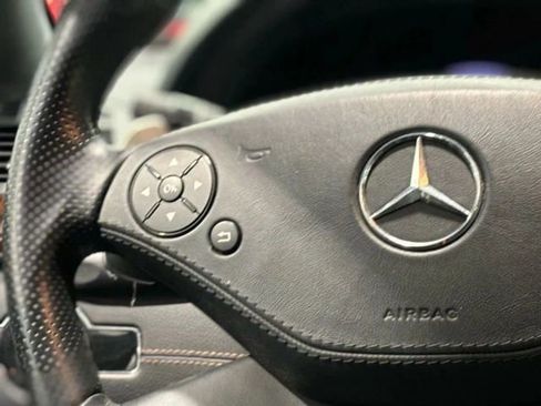 Used 2013 Mercedes-Benz S 63 AMG image 18