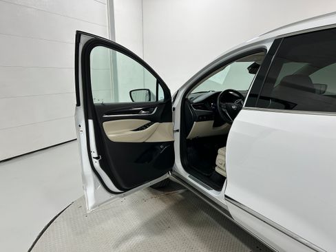 Used 2023 Buick Enclave Essence w/ Trailering Package, 5000 lbs. AWD/4WD image 24