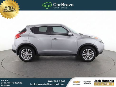 Used 2013 Nissan Juke S FWD image 7