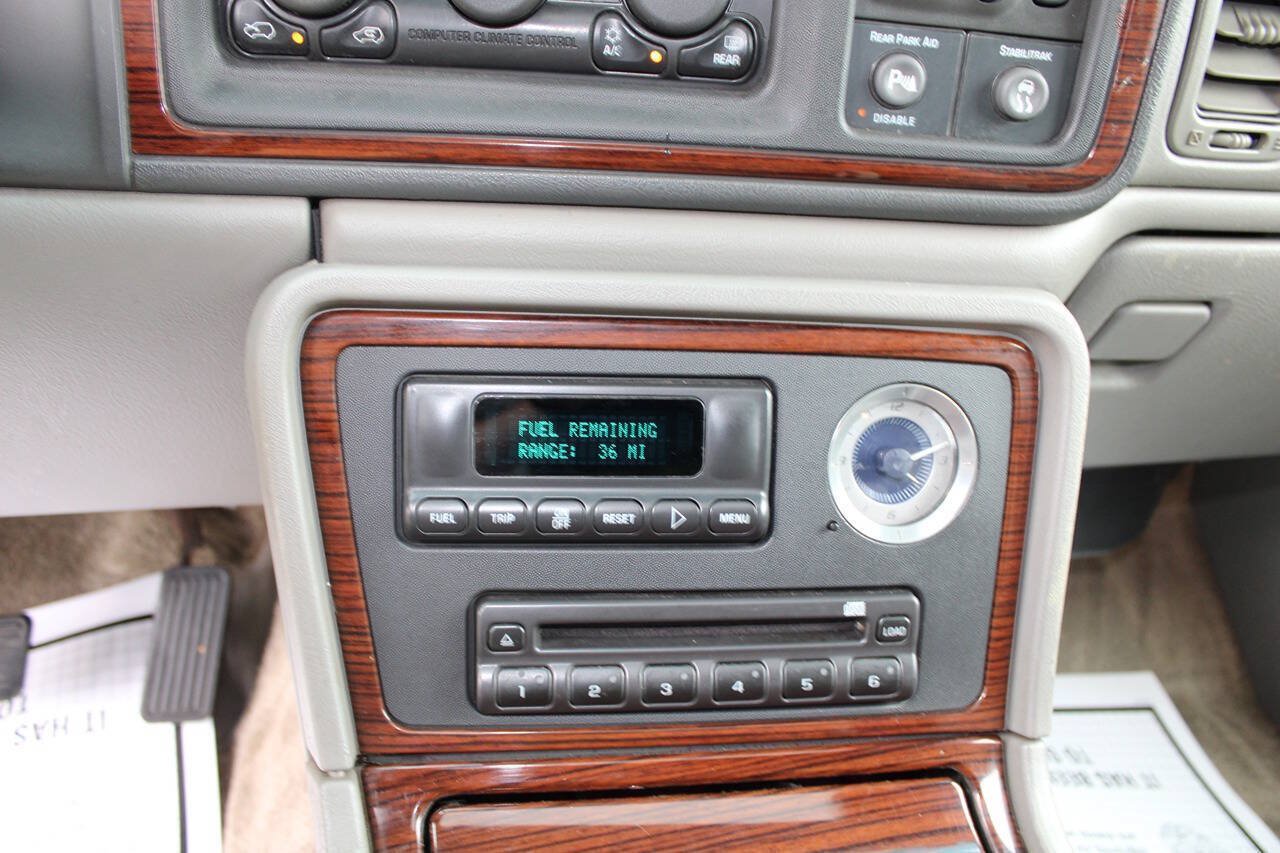 Used 2002 Cadillac Escalade AWD image 27