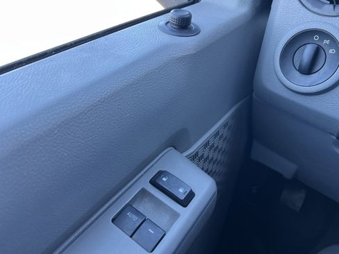 Used 2014 Ford E-350 and Econoline 350 Super Duty w/ Power Group image 17