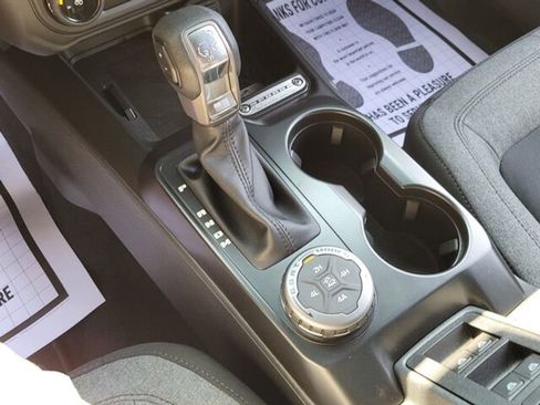 New 2025 Ford Bronco Base w/ Sasquatch Package image 21