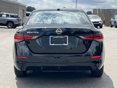 Used 2025 Nissan Sentra SV FWD image 12