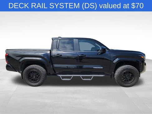 Used 2024 Toyota Tacoma SR5 AWD/4WD image 9