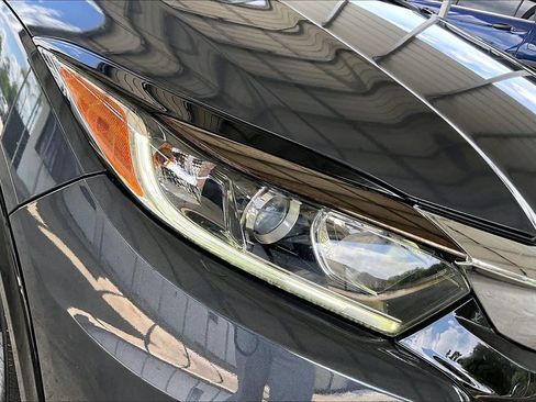 Used 2022 Honda HR-V Sport image 28