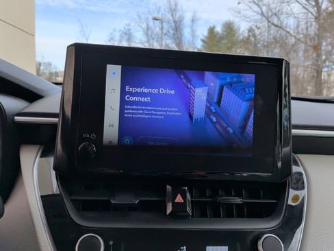 Used 2023 Toyota Corolla Cross L image 20