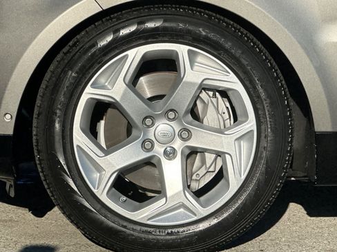 Used 2019 Land Rover Range Rover Sport HSE image 26