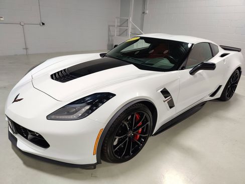 Used 2017 Chevrolet Corvette Grand Sport image 17