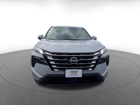 Used 2025 Nissan Rogue SV FWD image 4