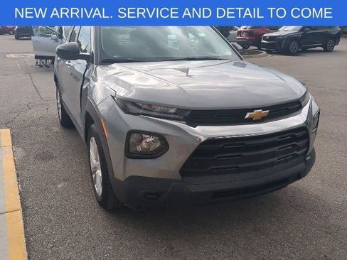 Certified 2023 Chevrolet TrailBlazer LS FWD image 9
