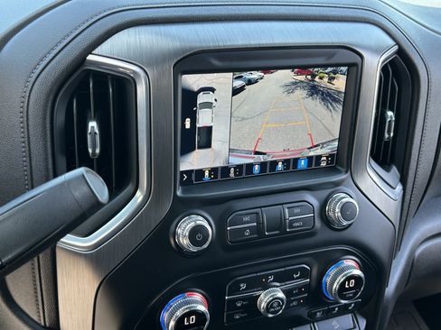 Used 2021 GMC Sierra 3500 Denali AWD/4WD image 21