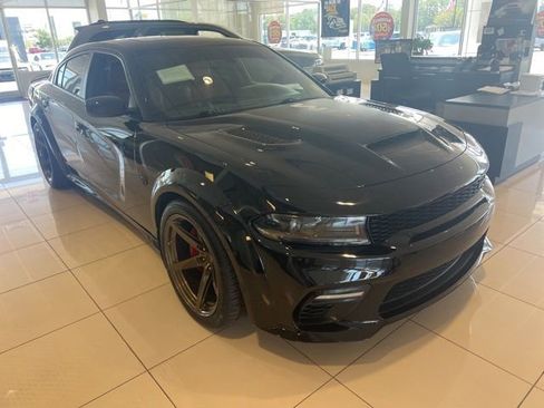 Used 2022 Dodge Charger SRT Hellcat w/ Harman/Kardon Audio Group RWD image 1