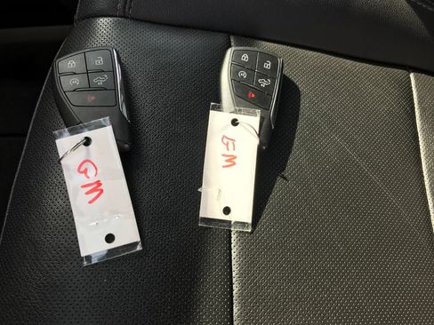 Certified 2023 GMC Sierra 1500 SLT w/ SLT Premium Package image 30