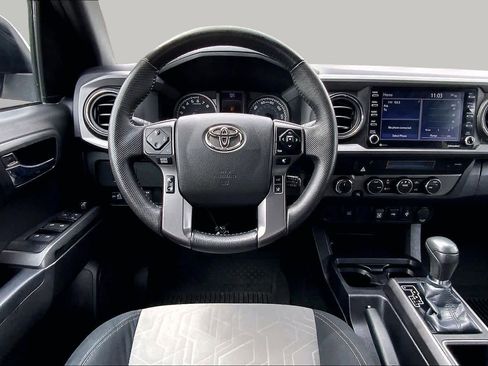 Used 2023 Toyota Tacoma TRD Off-Road AWD/4WD image 5