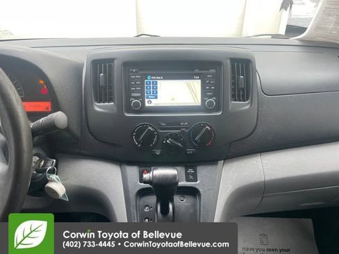 Used 2015 Chevrolet City Express LT w/ Technology Package FWD image 11