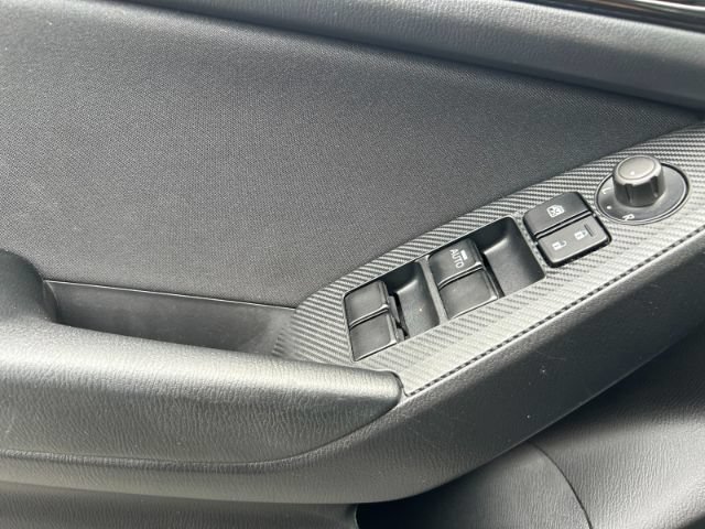 Used 2015 MAZDA MAZDA3 i Sport FWD image 17