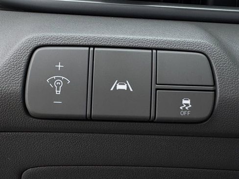 Used 2023 Hyundai Elantra SEL w/ Convenience Package FWD image 21