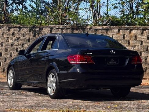 Used 2014 Mercedes-Benz E 350 4MATIC Sedan image 6
