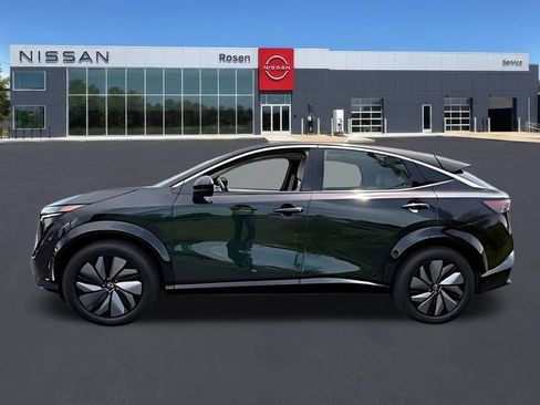 Certified 2024 Nissan Ariya FWD image 5