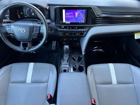 Used 2026 Toyota Camry SE FWD image 27