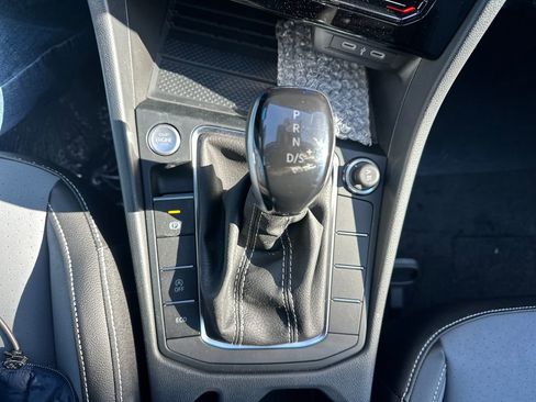 New 2026 Volkswagen Jetta SE image 11