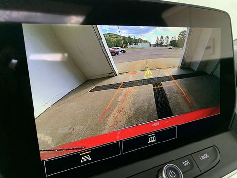 New 2025 Chevrolet Blazer LT image 26