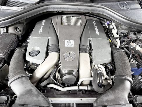 Used 2017 Mercedes-Benz GLS 63 AMG 4MATIC image 27