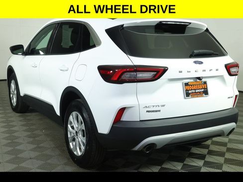 Used 2023 Ford Escape Active AWD/4WD image 4