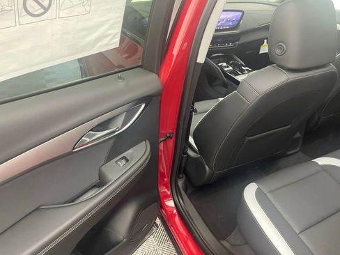 New 2025 Buick Envision Sport Touring image 36