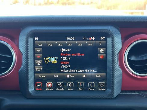 Used 2023 Jeep Wrangler Unlimited Rubicon w/ Dual Top Group image 23