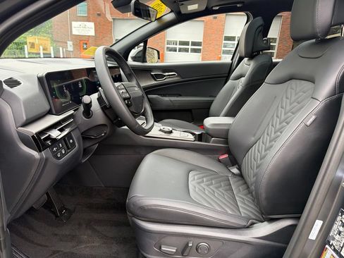 Certified 2026 Kia Sportage X-Line AWD/4WD image 15