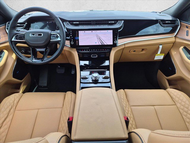 New 2026 Jeep Grand Cherokee Summit w/ Obsidian Package AWD/4WD image 16