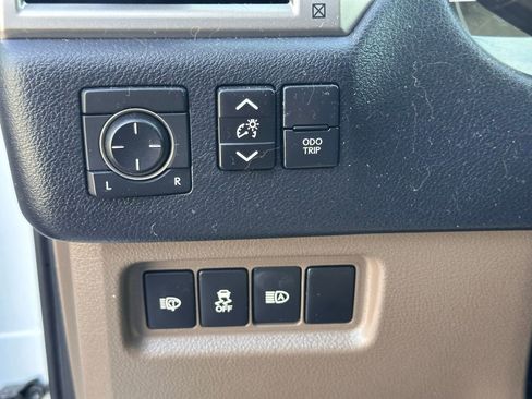 Used 2020 Lexus GX 460 Premium image 30