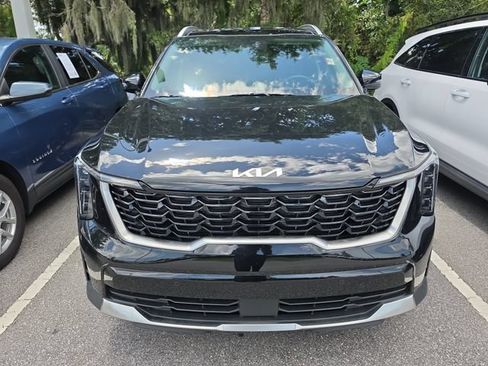 Certified 2025 Kia Sorento S w/ Panoramic Sunroof Package FWD image 2