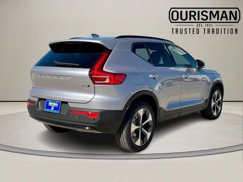 New 2026 Volvo XC40 B5 Plus w/ Protection Package Premier image 7