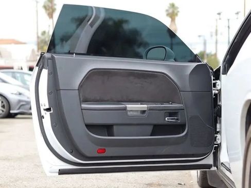 Used 2012 Dodge Challenger SRT8 image 8