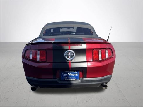 Used 2010 Ford Mustang Premium RWD image 7