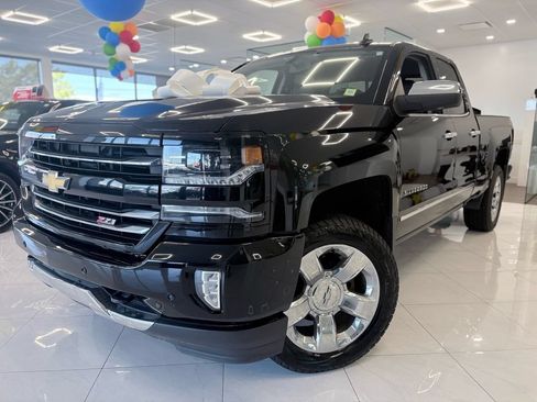 Used 2017 Chevrolet Silverado 1500 LTZ Z71 w/ LTZ Plus Package AWD/4WD image 1