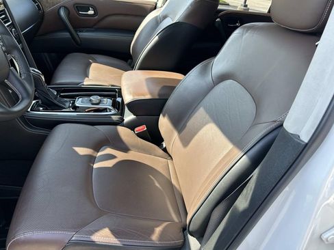 Used 2022 INFINITI QX80 Premium Select w/ Cargo Package AWD/4WD image 17