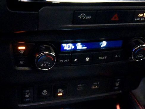 Used 2023 Nissan Frontier PRO-4X w/ Pro-4X Premium Package AWD/4WD image 20